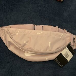 Lavender Nike hip sack (Fanny pack)